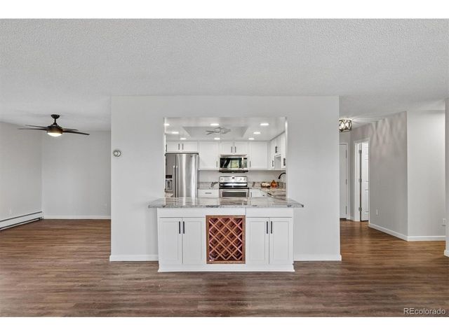 14300 E Marina Dr 102, Aurora, CO 80014