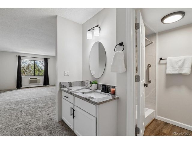 14300 E Marina Dr 102, Aurora, CO 80014