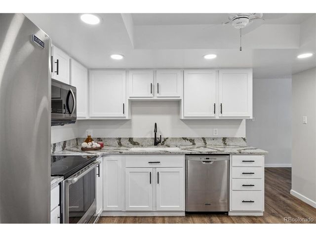 14300 E Marina Dr 102, Aurora, CO 80014