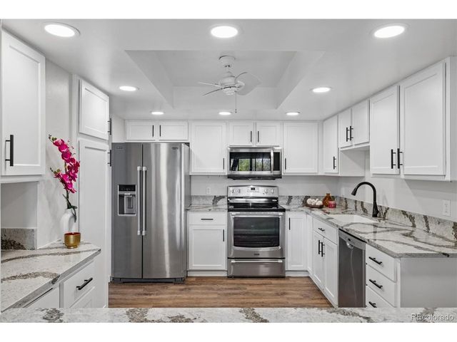 14300 E Marina Dr 102, Aurora, CO 80014