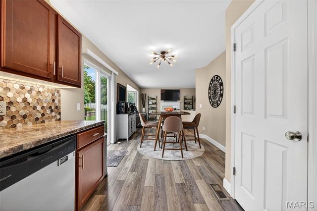 5757 Portsmouth Lane, House Springs, MO 63051