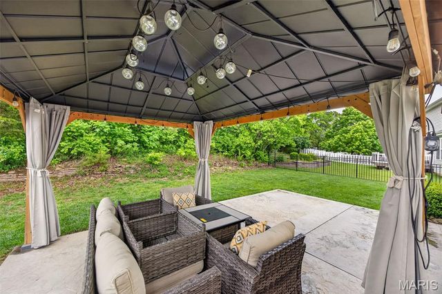 5757 Portsmouth Lane, House Springs, MO 63051