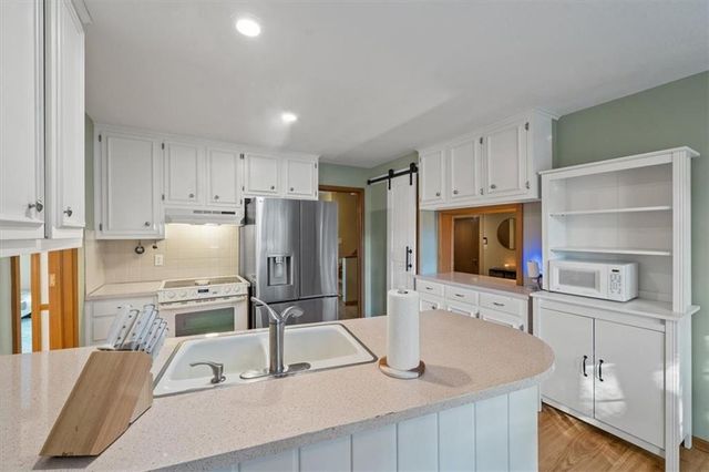 10439 Indiana Avenue, Kansas City, MO 64137