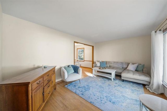 10439 Indiana Avenue, Kansas City, MO 64137