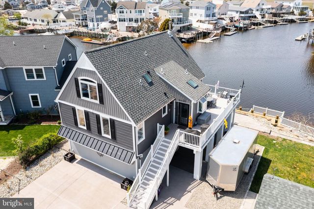 40 MIRROR LAKE RD, Tuckerton, NJ 08087