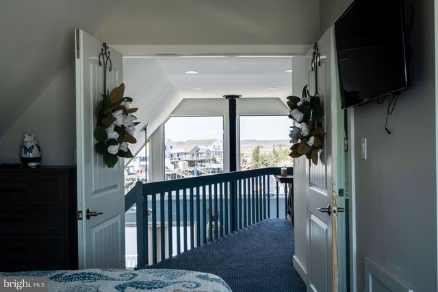 40 MIRROR LAKE RD, Tuckerton, NJ 08087