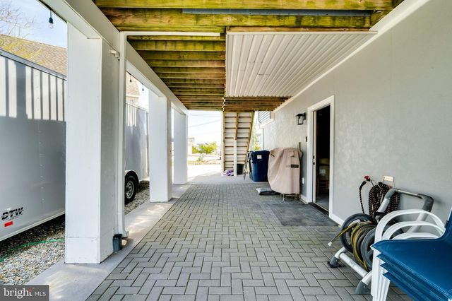 40 MIRROR LAKE RD, Tuckerton, NJ 08087