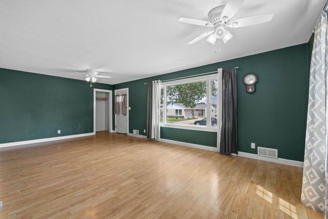 1536 5th Street SW, Minot, ND 58701