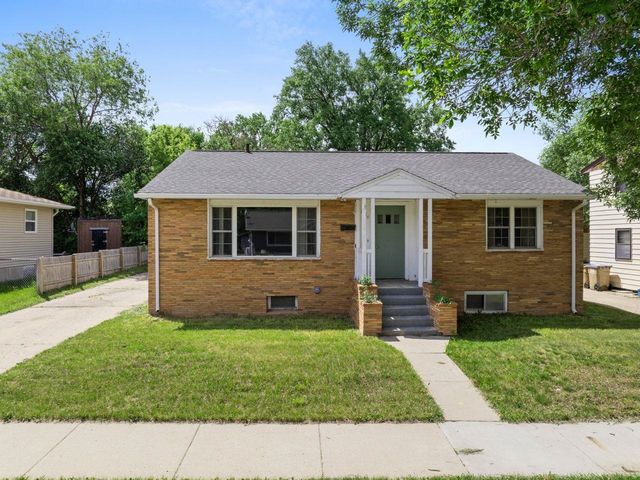 1536 5th Street SW, Minot, ND 58701