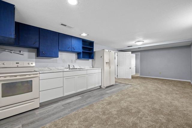 1536 5th Street SW, Minot, ND 58701