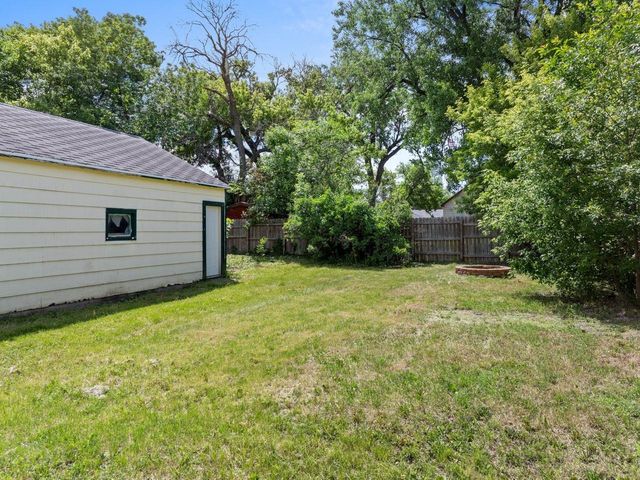 1536 5th Street SW, Minot, ND 58701