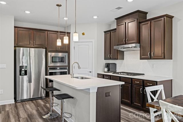 14830 Batteliere Drive, Charlotte, NC 28278