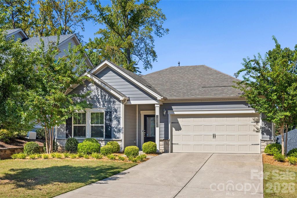 14830 Batteliere Drive, Charlotte, NC 28278