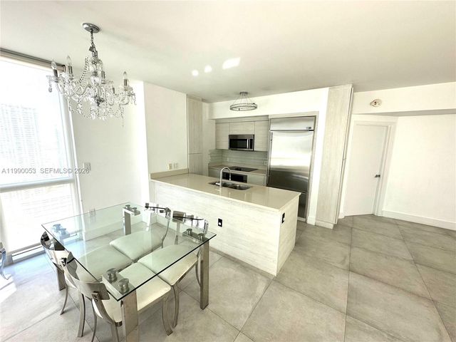 55 SE 6th St 3902, Miami, FL 33131