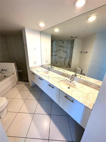 55 SE 6th St 3902, Miami, FL 33131