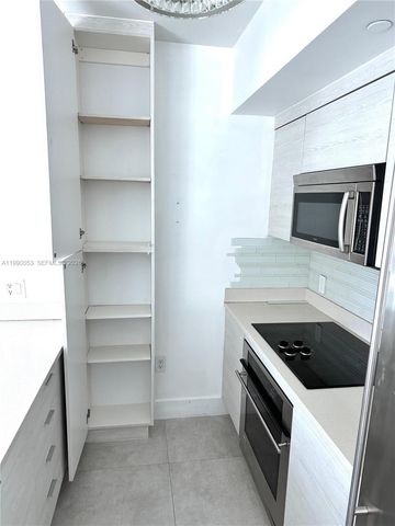 55 SE 6th St 3902, Miami, FL 33131