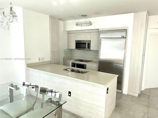 55 SE 6th St 3902, Miami, FL 33131