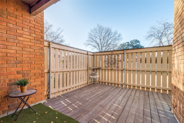 2803 Rio Branco Street 101J, Farmers Branch, TX 75234