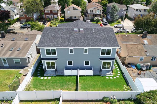 37 Corchaug Avenue B, Port Washington, NY 11050
