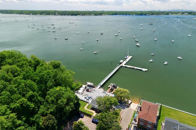 37 Corchaug Avenue B, Port Washington, NY 11050