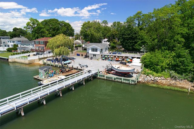 37 Corchaug Avenue B, Port Washington, NY 11050