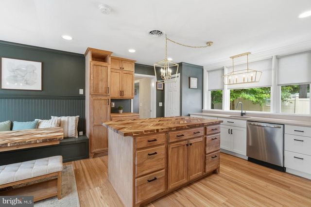 419 S HARRISON ST, Palmyra, PA 17078