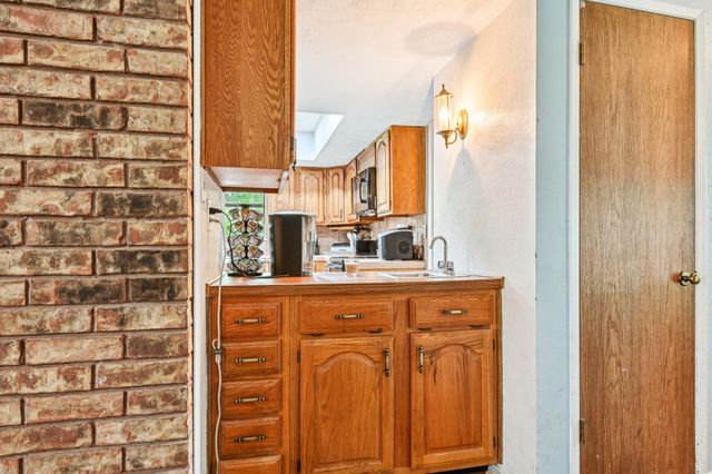 5605 Blair Oaks Drive, The Colony, TX 75056