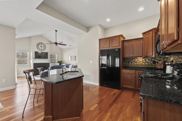 7055 Falls View Circle, Delaware, OH 43015