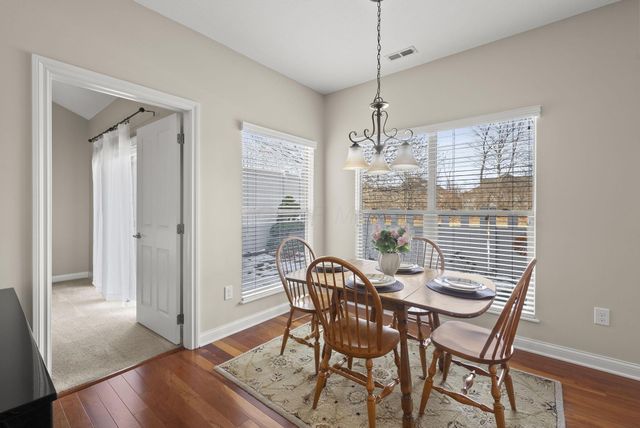 7055 Falls View Circle, Delaware, OH 43015