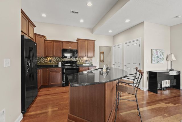 7055 Falls View Circle, Delaware, OH 43015