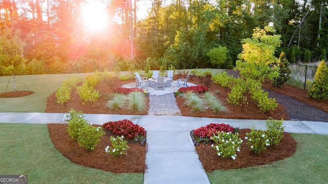 3048 Champions Way, Loganville, GA 30052