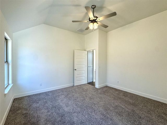 9328 NW 143rd Street, Yukon, OK 73099