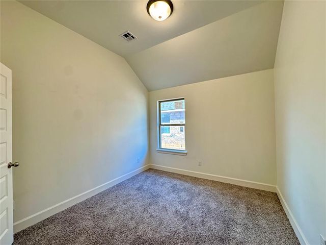 9328 NW 143rd Street, Yukon, OK 73099