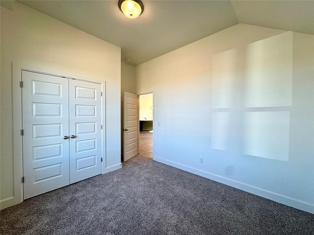 9328 NW 143rd Street, Yukon, OK 73099