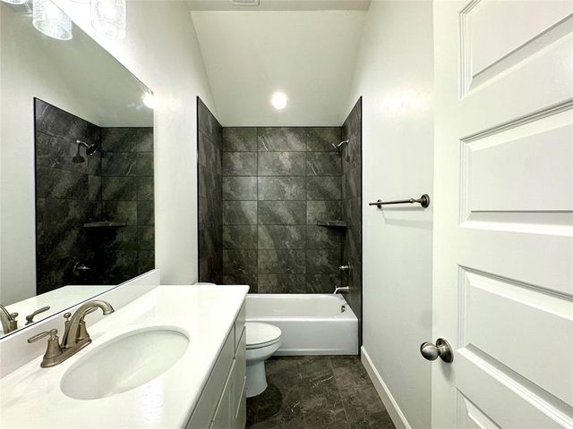 9328 NW 143rd Street, Yukon, OK 73099