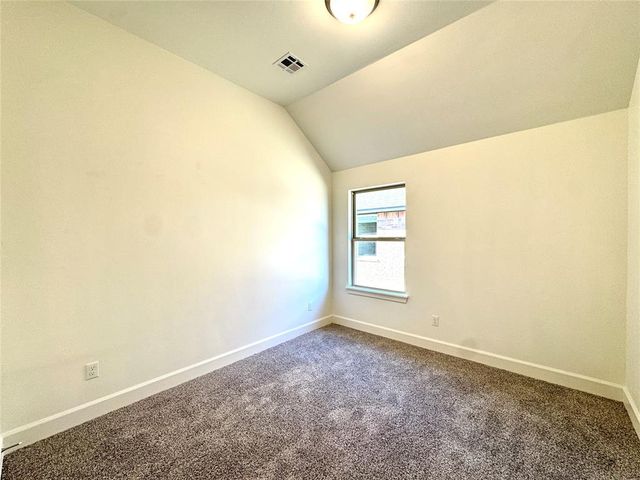 9328 NW 143rd Street, Yukon, OK 73099