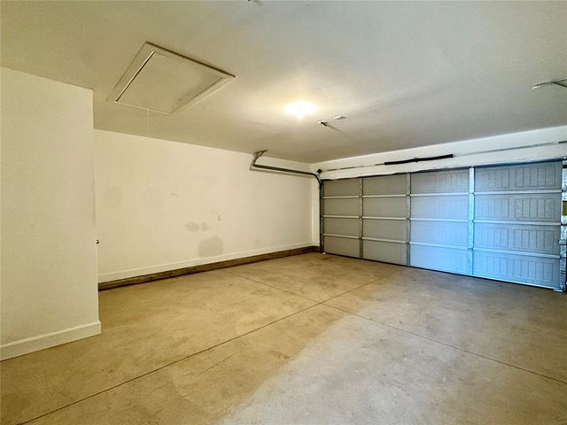 9328 NW 143rd Street, Yukon, OK 73099