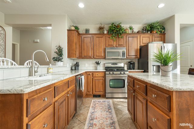 1289 N OVERLAND CIR, Washington, UT 84780