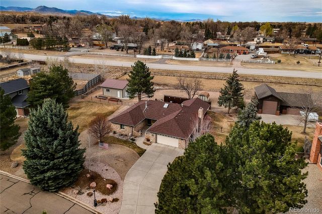2806 Lake Park Way, Longmont, CO 80503