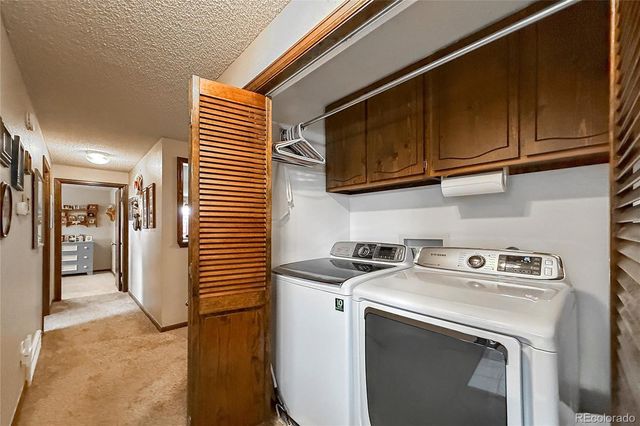 2806 Lake Park Way, Longmont, CO 80503