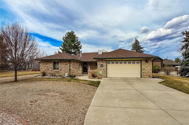 2806 Lake Park Way, Longmont, CO 80503