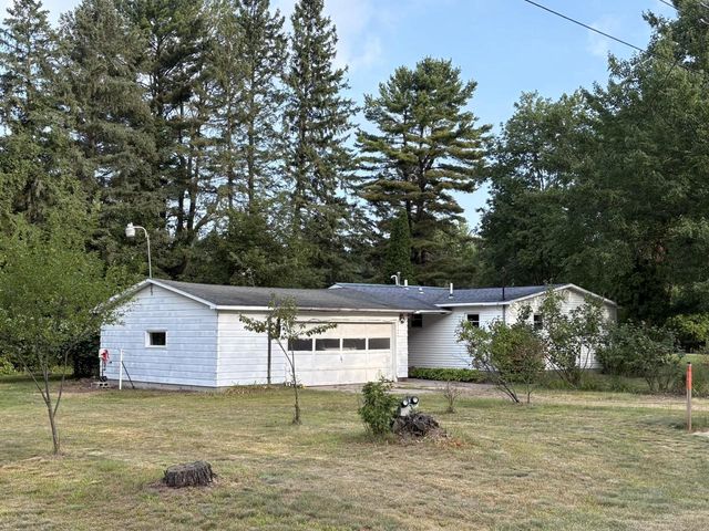 8540 LAKE ROAD, Wisconsin Rapids, WI 54494