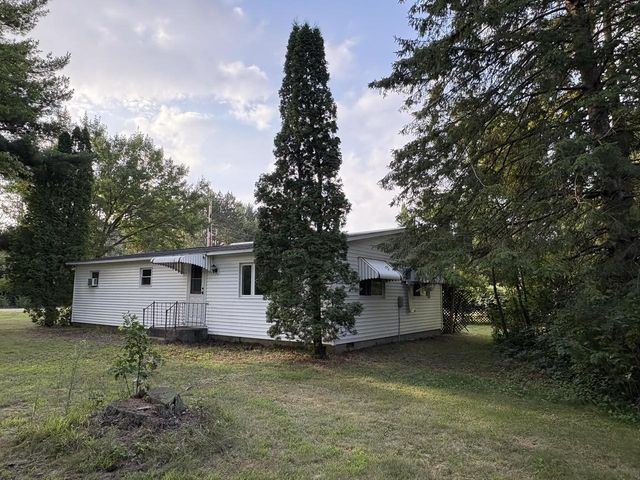 8540 LAKE ROAD, Wisconsin Rapids, WI 54494