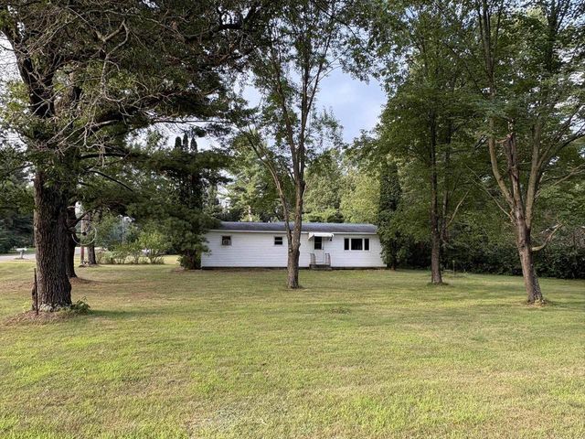 8540 LAKE ROAD, Wisconsin Rapids, WI 54494