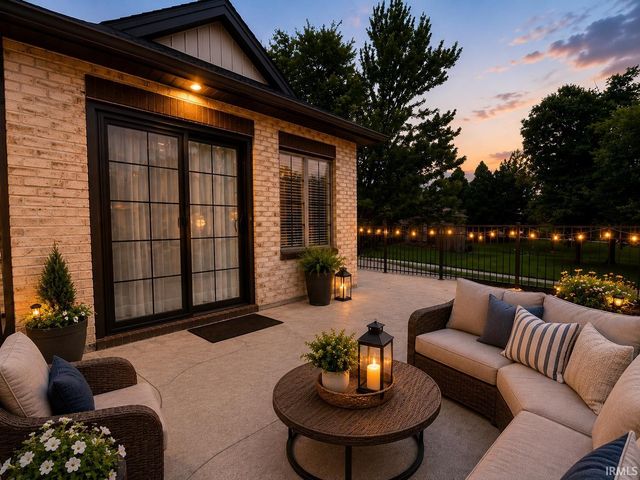 19029 Cambridge Village Drive, Evansville, IN 47725