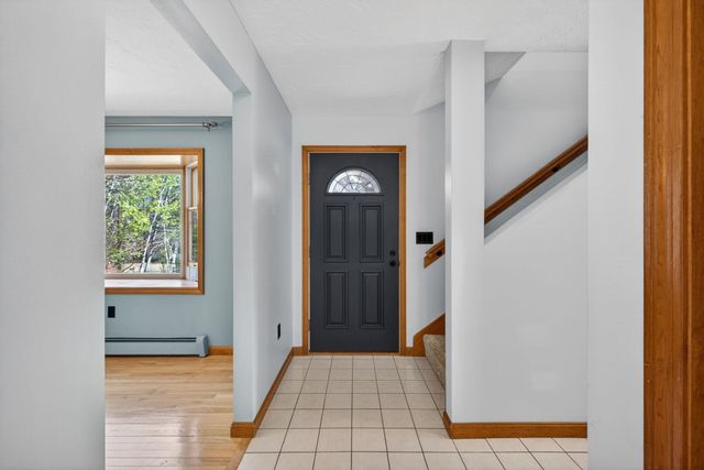 21 Emerald Drive, Laconia, NH 03246