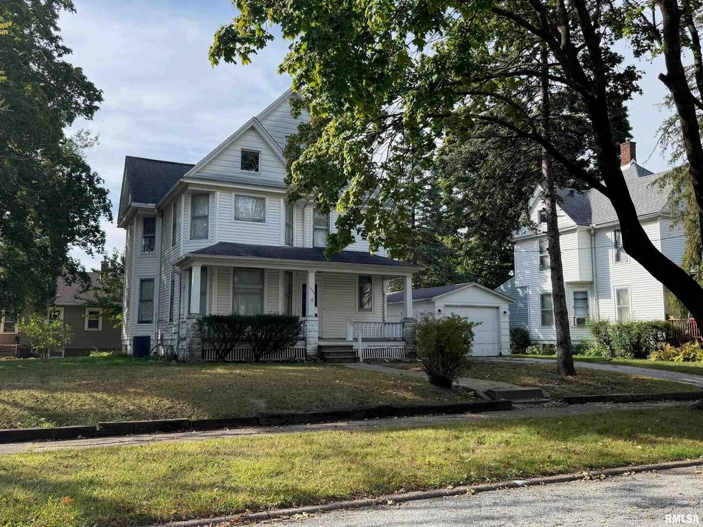 1520 28TH Avenue, Moline, IL 61265