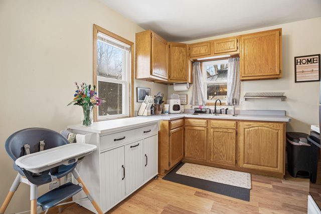 40 Winona Street E, Saint Paul, MN 55107