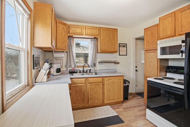 40 Winona Street E, Saint Paul, MN 55107