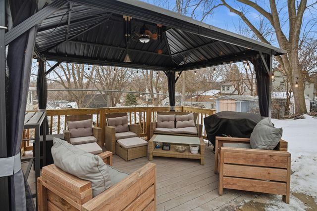 40 Winona Street E, Saint Paul, MN 55107